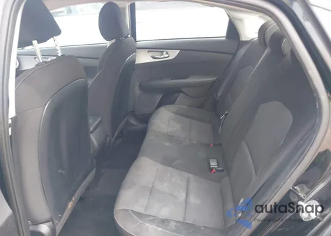 2023 Kia Forte Lxs z USA, uszkodzony, nr VIN 3KPF24AD8PE687775